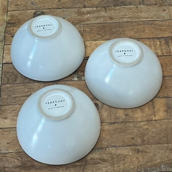 Year & Day Ceramic Serving Bowls 6" Set of 3 Semi-Matte Gloss Made In Portugal - Picture 3 of 8